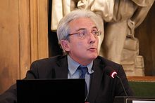 Albert Fert lors d'une conférence fin janvier 2009